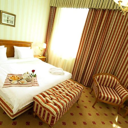Grand Tien Shan Hotel อัลมาตี ห้อง รูปภาพ