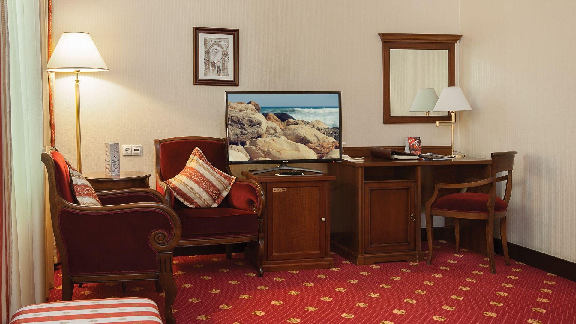 Grand Tien Shan Hotel อัลมาตี ภายนอก รูปภาพ
